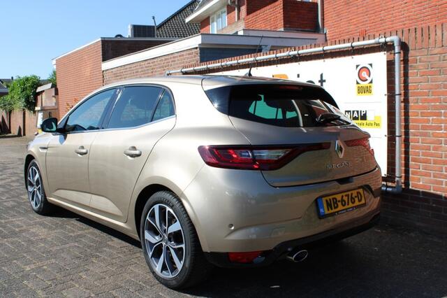 Renault MEGANE TCE 130 pk EDC automaat Bose zeer compleet