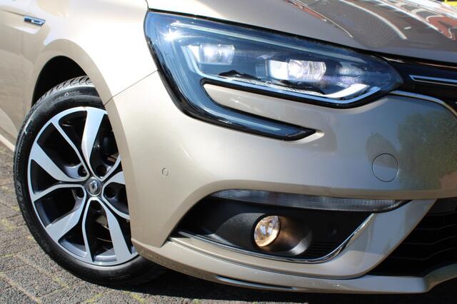 Renault MEGANE TCE 130 pk EDC automaat Bose zeer compleet