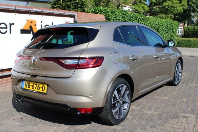 Renault MEGANE TCE 130 pk EDC automaat Bose zeer compleet