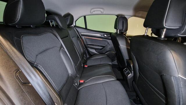 Renault MEGANE 1.2 TCe Bose | LED | Head Up Display | Camera | Trekhaak