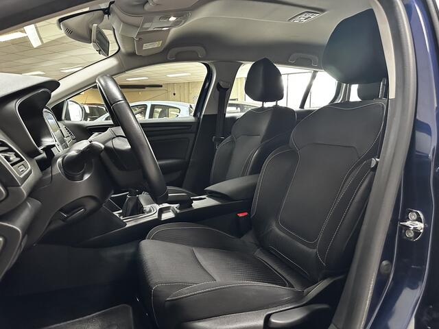 Renault MEGANE Estate 1.2 TCe Zen/ Apple + Android/ DAB+/ Navi/ Clima/ Cruise/ Elek. pakket/ Isofix/ Bluetooth/ Armsteun/ Multi. LEDER. Stuur/ Mistl./ PDC/ Dakrails/ LED Dagijverl.