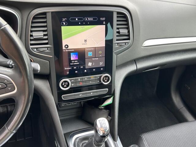 Renault MEGANE Estate 1.3 TCe 115 Intens Camera Bose Groot Scherm Head Up