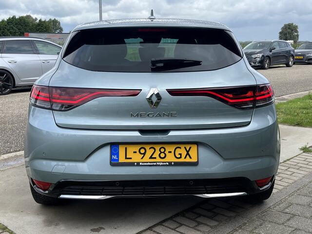 Renault MEGANE 1.3 TCe 140 PK Intens / Apple Carplay - Android Auto / Climate / PDC V+A / Keyless / 16'' LMV /