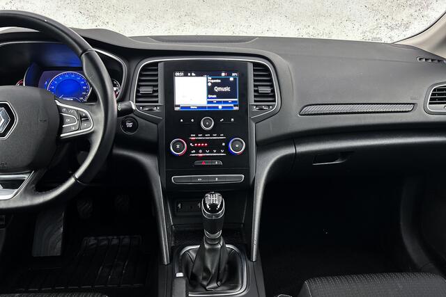 Renault MEGANE Estate 1.2 TCe Limited | Apple carplay | Navigatie | Parkeersensoren | Cruise control