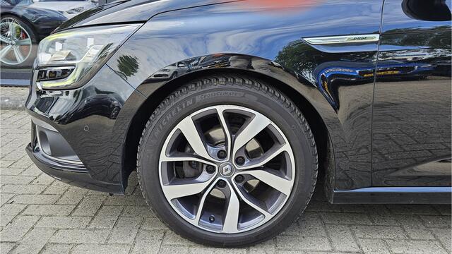 Renault MEGANE Estate 1.2 TCe Bose + MASSAGE + CAMERA + KEYLESS + LM VELGEN