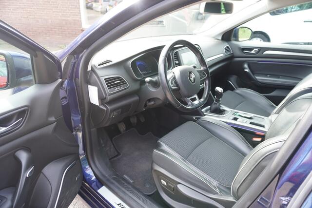 Renault MEGANE Estate 1.3 TCe Bose TREKHAAK CAMERA CLIMA