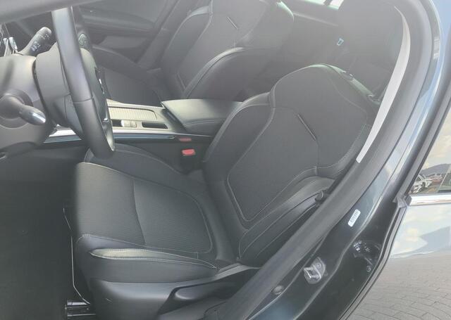 Renault MEGANE Estate 1.3 TCe EDC 140 Techno - Demo