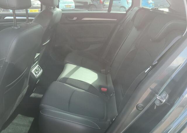 Renault MEGANE Estate 1.3 TCe EDC 140 Techno - Demo