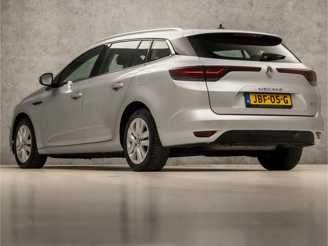 Renault MEGANE Estate 1.6 E-Tech Plug-In Hybrid Sport 160Pk Automaat (VIRTUAL COCKPIT, APPLE CARPLAY, GROOT NAVI, LED KOPLAMPEN, SPORTSTOELEN, PARKEERSENSOREN, CRUISE, NIEUWE APK, NIEUWSTAAT)