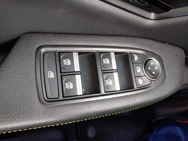 Renault MEGANE E-Tech EV60 Optimum Charge Techno / STOEL- EN STUURWIEL VERWARMING / WARMTEPOMP / GOOGLE MAPS INCL. APPLE & ANDROIDCARPLAY / PARKEERSENSOREN EN CAMERA / HARMAN KARDON PREMIUM AUDIO