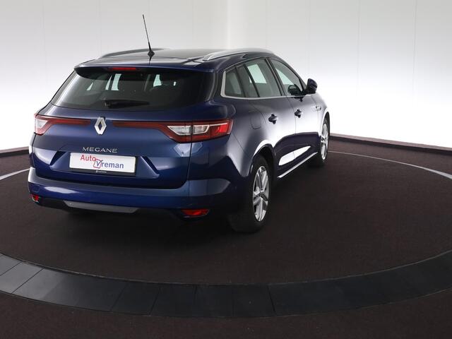 Renault MEGANE Estate 1.5 Blue dCi GT-Line