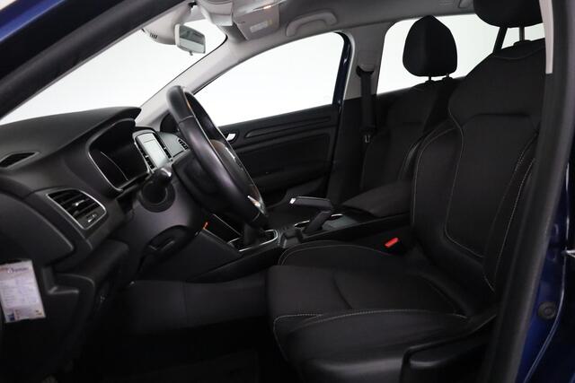 Renault MEGANE Estate 1.5 Blue dCi GT-Line
