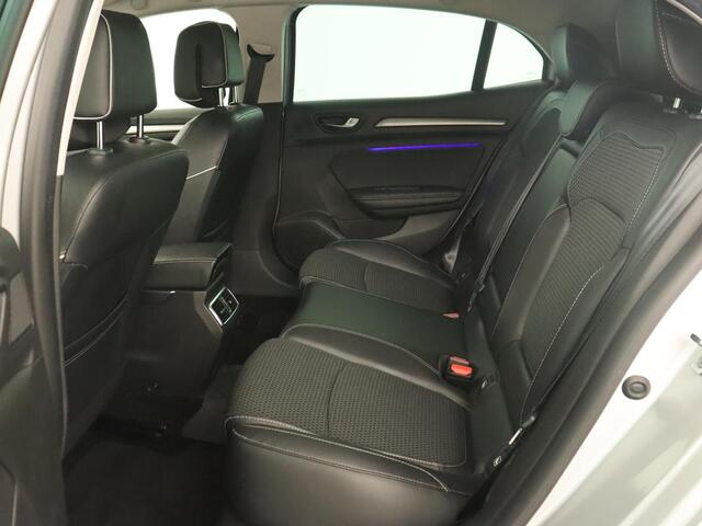 Renault MEGANE 1.2 TCe Bose | Camera | Half leder | Carplay | Keyless | Navigatie | Massage | Dodehoek detectie | Trekhaak | Climate control | Bluetooth | BOSE Sound | Cruise control | Parkeerhulp