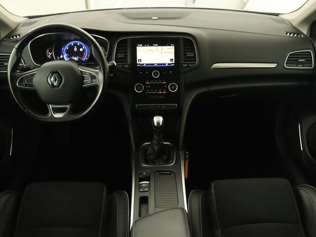Renault MEGANE 1.2 TCe Bose | Camera | Half leder | Carplay | Keyless | Navigatie | Massage | Dodehoek detectie | Trekhaak | Climate control | Bluetooth | BOSE Sound | Cruise control | Parkeerhulp