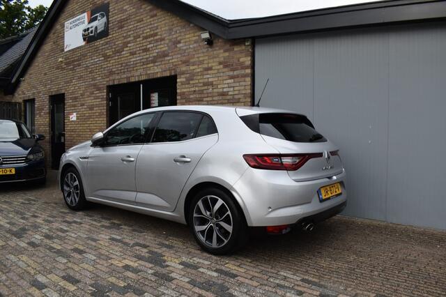 Renault MEGANE 1.2 TCE BOSE, HUD, Cruise, Leder, Camera, NAP