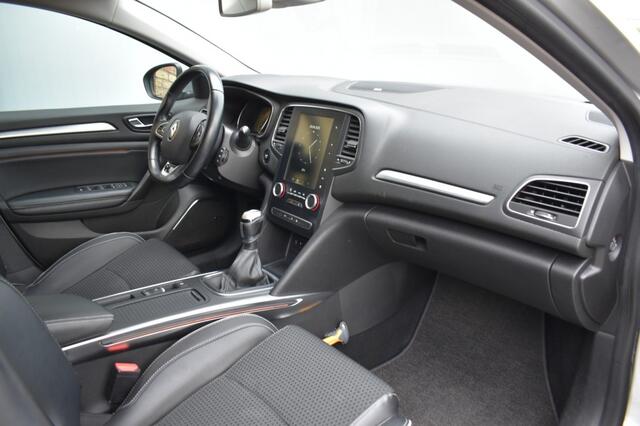 Renault MEGANE 1.2 TCE BOSE, HUD, Cruise, Leder, Camera, NAP