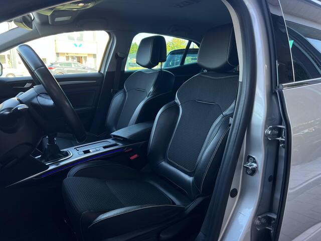 Renault MEGANE TCe 130 Bose NL AUTO | PDC | NAVI |