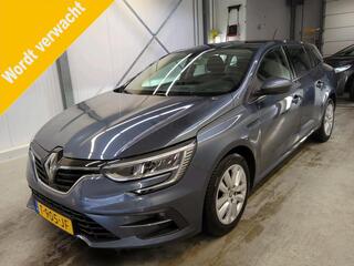 renault-megane-estate-1.3-tce-140-e