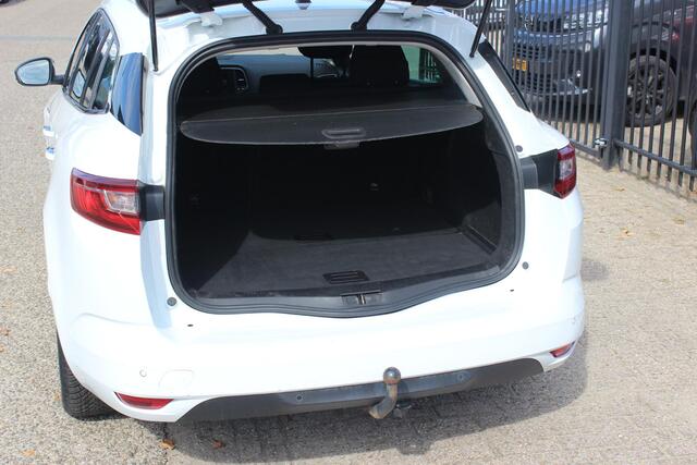 Renault MEGANE Estate 1.5 dCi Eco2 Limited, Trekhaak!