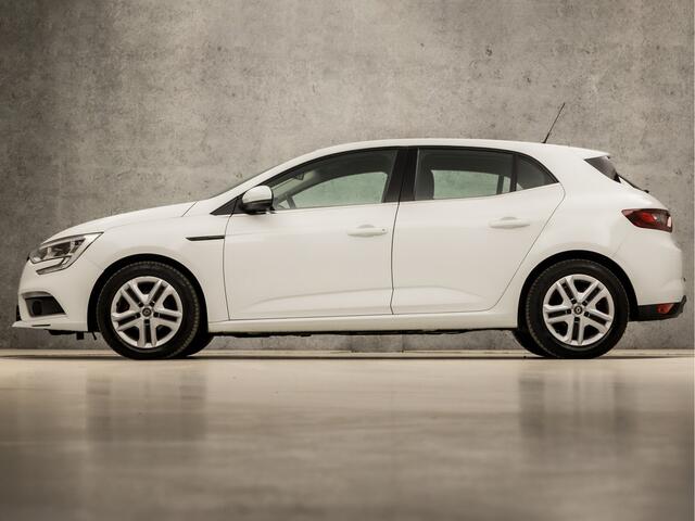 Renault MEGANE 1.2 TCe Zen Sport (VIRTUAL COCKPIT, NAVIGATIE, CLIMATE, PARKEERSENSOREN, SPORTSTOELEN, CRUISE, ELEK PAKKET, NIEUWE APK, NIEUWSTAAT)