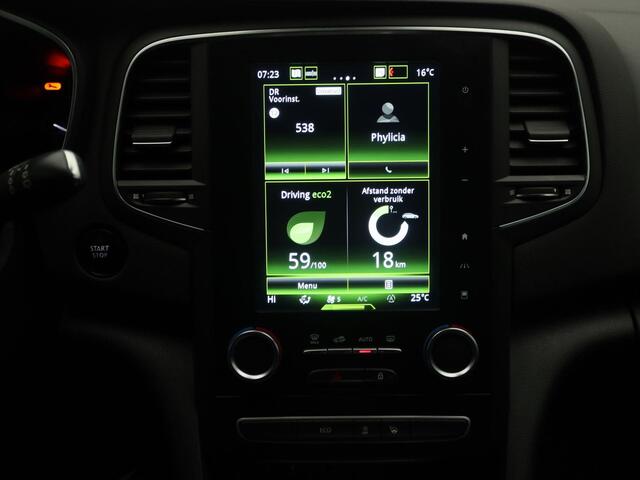 Renault MEGANE Estate TCe 140 Bose | R-link met R-Plug & Radio+ Bose® DAB+ premium audio incl. Apple CarPlay & Android Auto | Parkeersensoren rondom met achteruitrijcamera | Trekhaak |