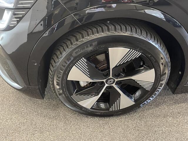 Renault MEGANE E-Tech EV60 Optimum Charge Evolution Climate control Navigatie Cruise Control Parkeersensoren LED Keyless Apple Carplay/ Android Auto