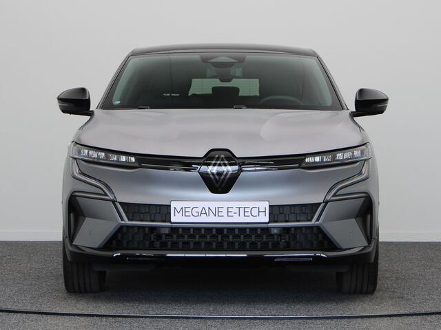 Renault MEGANE E-Tech Esprit Alpine 60kWh Comfort range | Adaptive Cruise Control | Adaptive Vision LED koplampen met geïntegreerde mistlampfunctie | Elektrisch verwarmbare voorstoelen