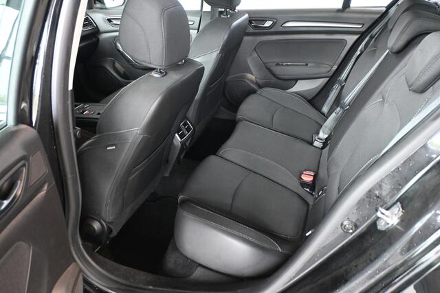 Renault MEGANE Estate 1.6 E-Tech Plug-In Hybrid 160 Business Zen Automaat Climate Cruise control PDC Inruil Mogelijk!