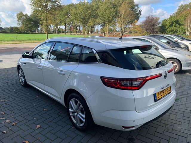 Renault MEGANE 1.3 TCE ZEN, Cruise control, Navigatie,Airco, All-in prijs inclusief apk en afleverbeurt!