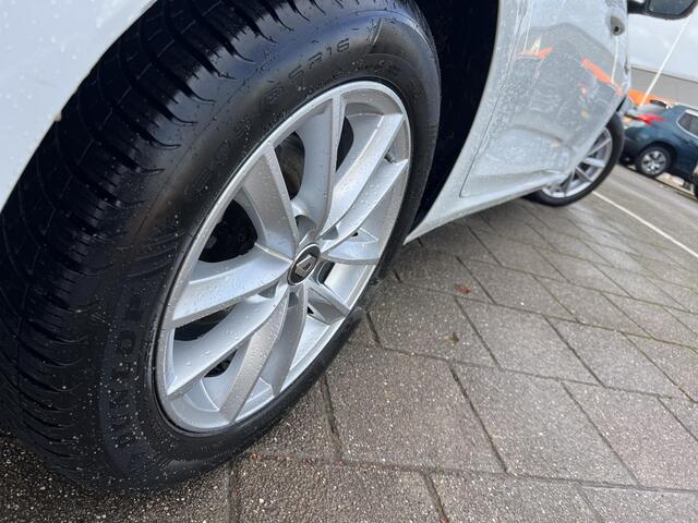 Renault MEGANE Estate 1.2 TCe Limited /Cruise/Clima/Navi/Trekhaak/Onderhoudshistorie/