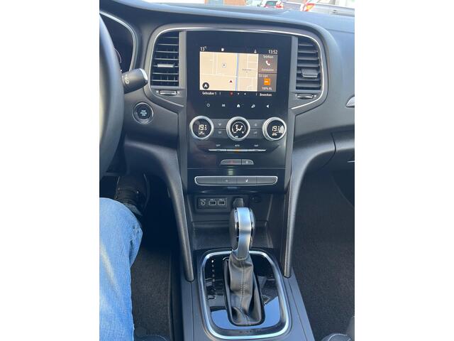 Renault MEGANE Estate automaat 1.6 E-Tech Plug-In Hybrid 160 Business Edition One navi parkeersensoren etc etc incl thuislader