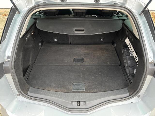 Renault MEGANE Estate 1.3 TCe 140 Techno | Trekhaak | Aanhangwagen geremd 1700kg |