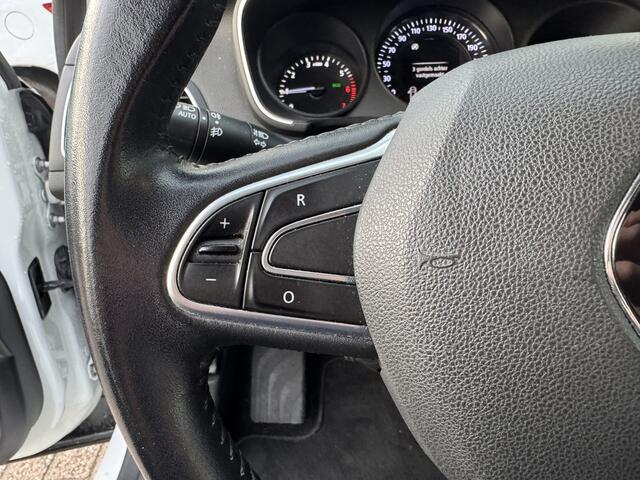 Renault MEGANE 1.2 TCe Zen*ECC*