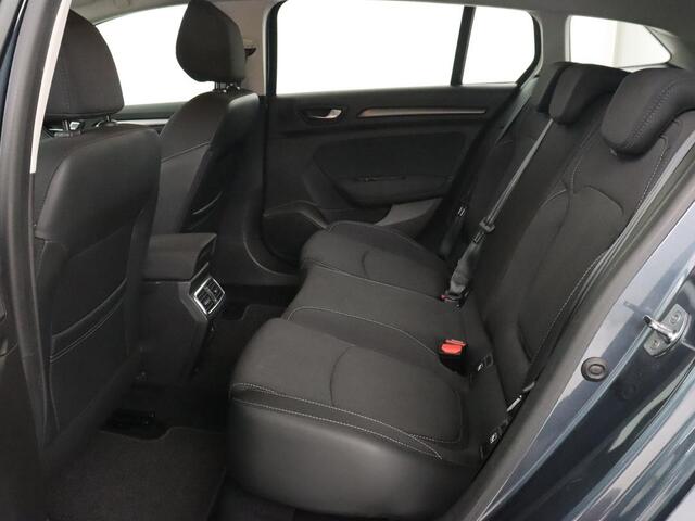 Renault MEGANE 1.6 E-Tech Plug-In Hybrid 160 Business Zen | Carplay | Navigatie | Digital Cockpit | Parkeerhulp | Full LED | Climate control | DAB | Cruise control | Bluetooth | PHEV