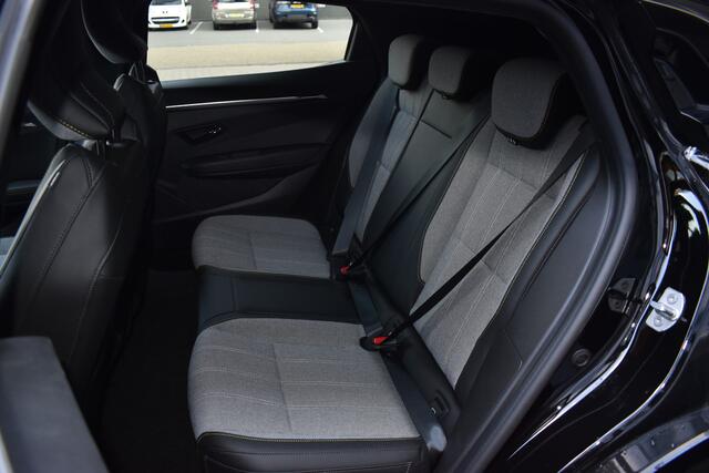 Renault MEGANE E-Tech Techno | 20" lichtmetalen wielen 'Soren' | Cruise control met snelheidsbegrenzer | LED-dagrijverlichting met specifiek vormgegeven lichtsignatuur