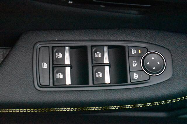 Renault MEGANE E-Tech Techno | 20" lichtmetalen wielen 'Soren' | Cruise control met snelheidsbegrenzer | LED-dagrijverlichting met specifiek vormgegeven lichtsignatuur