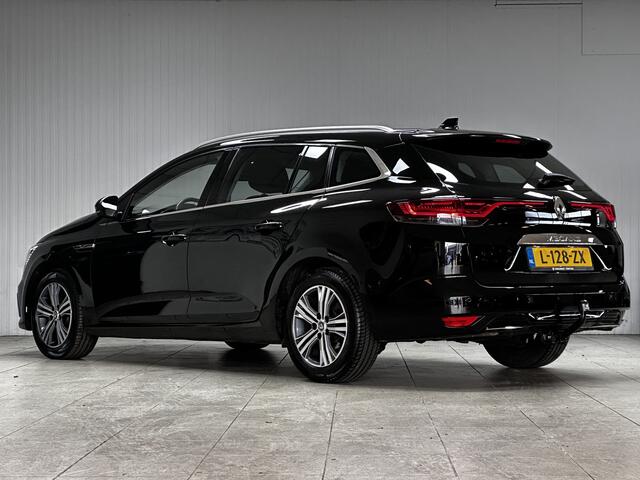 Renault MEGANE Estate 1.5 Blue dCi Limited/ D-Riem verv: 100.000KM!/ Trekhaak/ Half-Leder/ LED Koplampen/ Virtual Cockpit/ Abmient Light/ Keyless/ Multi-Sense/ Stoelverw./ PDC V+A/ Apple + Android/ DAB+/ Lane-Assist.