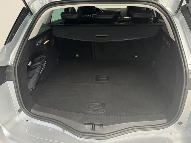 Renault MEGANE Estate 1.3 TCe 140 Techno | Navigatie | Camera | Stoel + stuurverwarming |