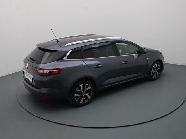 Renault MEGANE Estate 115pk TCe BOSE Camera | Cruise | Navi | Parkeersens. v+a | Stoelverw.