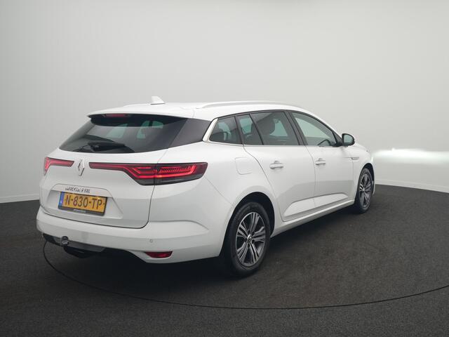 Renault MEGANE Estate TCe 140 Intens - RIJKLAARPRIJS - Trekhaak - Dealeronderhouden