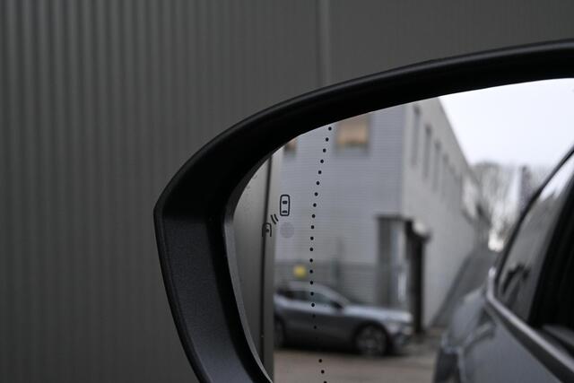 Renault MEGANE E-Tech comfort range techno 60 kWh | 360 CAMERA | STUURVERWARMING | NAVI | APPLECARPLAY/ANDROIDAUTO | ADAPT. CRUISE CONTROL | CLIMATE CONTROL | PDC | LMV