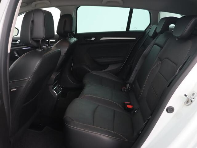 Renault MEGANE 1.6 E-Tech Plug-In Hybrid 160 Business Edition One | Leder | Stoelverwarming | Carplay | Camera | Stuurverwarming | Full LED | Navigatie | Climate control