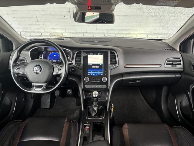 Renault MEGANE Estate 1.2 TCe Série Signature Exclusiv |Heads Up|Stuur & Stoel verw|Leer|