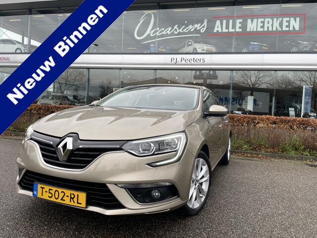 Renault MEGANE 1.5 dCi Bose Airco - Cruise control - Parkeersensoren voor en achter - Navigatiesysteem - Keyless entry - Mistlampen voor - Bluetooth - Rijstrooksensor - Stuurmultifunctioneel - Elektrische ramen voor en - Zeer weinig kilometers