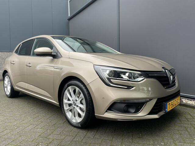 Renault MEGANE 1.5 dCi Bose Airco - Cruise control - Parkeersensoren voor en achter - Navigatiesysteem - Keyless entry - Mistlampen voor - Bluetooth - Rijstrooksensor - Stuurmultifunctioneel - Elektrische ramen voor en - Zeer weinig kilometers