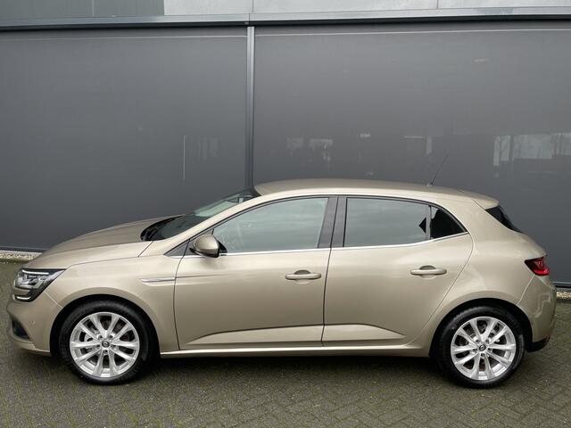 Renault MEGANE 1.5 dCi Bose Airco - Cruise control - Parkeersensoren voor en achter - Navigatiesysteem - Keyless entry - Mistlampen voor - Bluetooth - Rijstrooksensor - Stuurmultifunctioneel - Elektrische ramen voor en - Zeer weinig kilometers