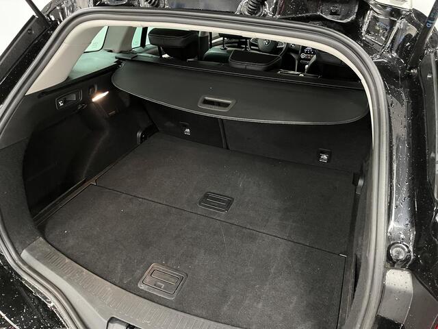 Renault MEGANE Estate 1.3 TCe 140 Techno | Trekhaak | Dodehoekdetectie | Carplay |