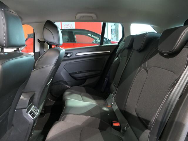 Renault MEGANE Estate 1.3 TCe Intens * Vraag naar beschikbaarheid * - Camera, dode hoek detector, head-up display, parkeerassistent