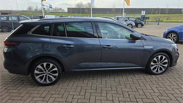 Renault MEGANE Estate 1.3 TCe 140 Techno * 6 Bak *Keyless entry/ Start*Head-up display*Achteruitrijcamera*Lederen bekleding**Navigatie** BOVAG Garantie