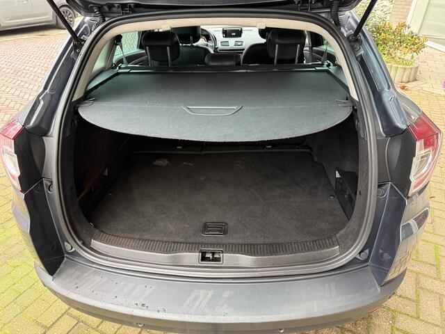 Renault MEGANE 1.2 TCe Bose NIEUWE DIS. KETTING NAVIGATIE TREKHAAK PARK.SENSOREN LICHTM.VELGEN 1.2 TCe Bose